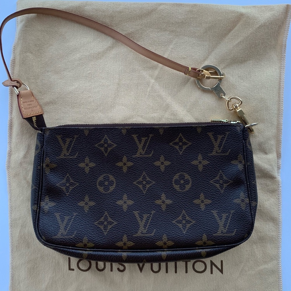 Louis Vuitton Pochette